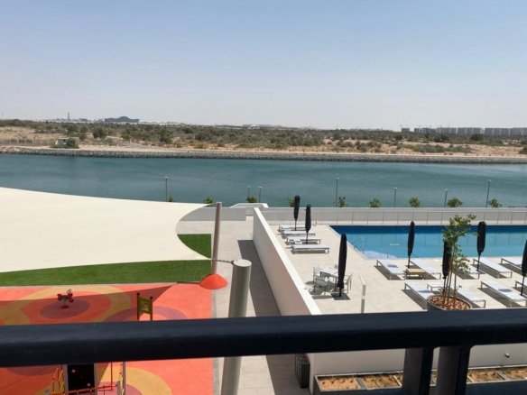 Appealing 2-bedroom apartment for rent in Waters Edge